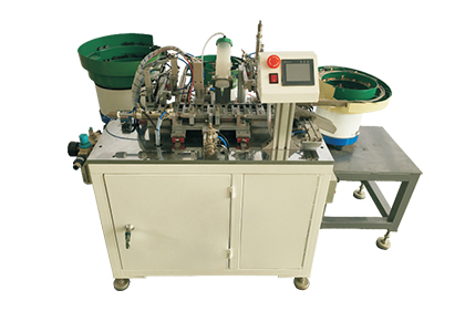 電吹風開關插片機 （ 自動裝配機,自動組裝機,自動插針機,自動插片機,自動鉚壓機,自動測試機）
